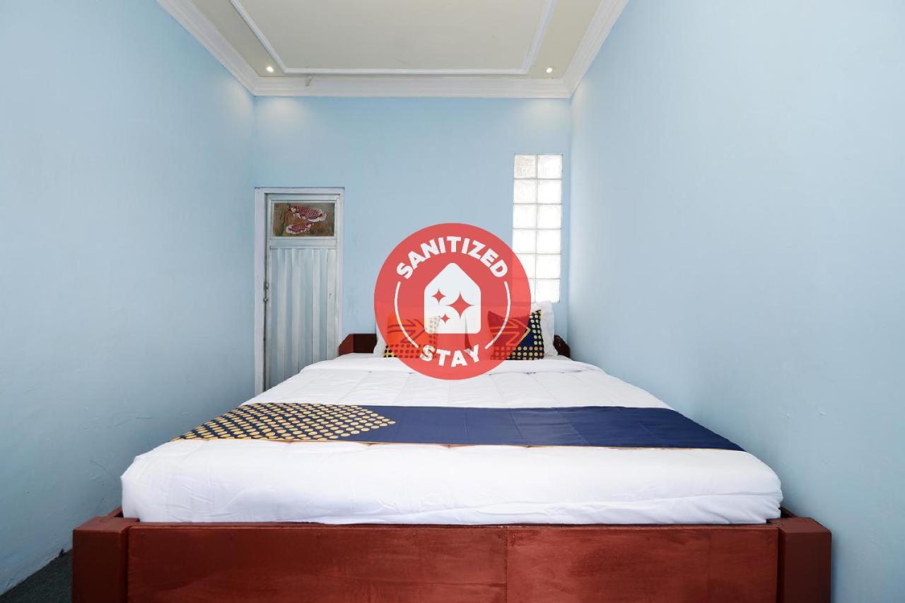 Spot On 2112 Homestay Lestari Dieng Syariah Diyeng Esterno foto