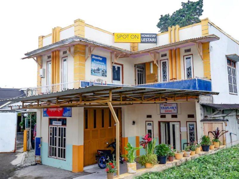 Spot On 2112 Homestay Lestari Dieng Syariah Diyeng Esterno foto