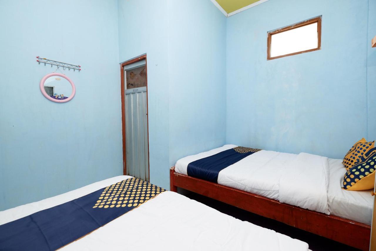 Spot On 2112 Homestay Lestari Dieng Syariah Diyeng Esterno foto